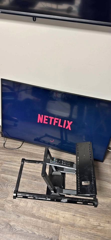 50" Vizio Smart TV with Remote V505-G9