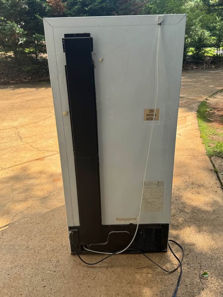 Amana Refrigerator